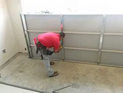 Warren Metro Garage Door Service Warren, RI 401-326-2459 Warren Metro Garage Door Service Warren, RI 401-326-2459 - rep-cont-gdr-19m